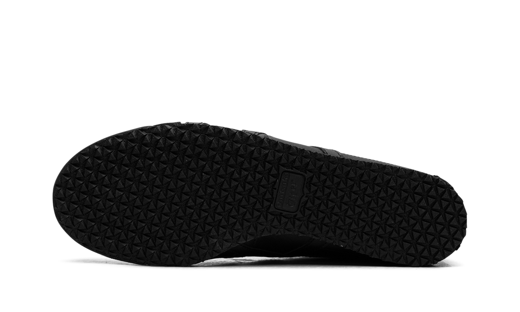 Mexico 66 "Triple Black" 1183C102 002