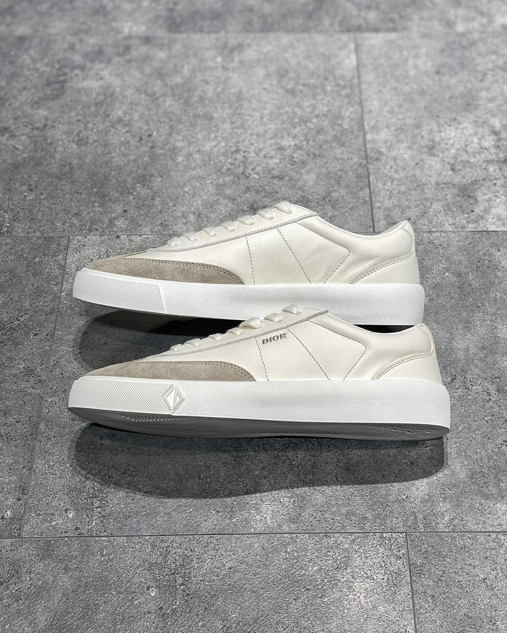 DIO Sneakers