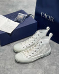 DIO Sneakers